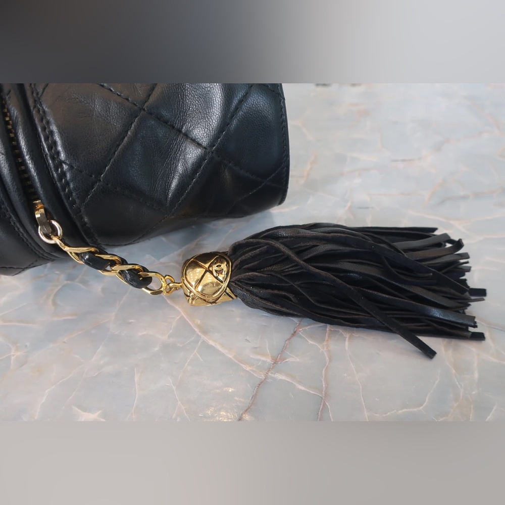 Authentic CHANEL vintage mini vanity bucket 24k gold black lambskin leather bag - Picture 14 of 14